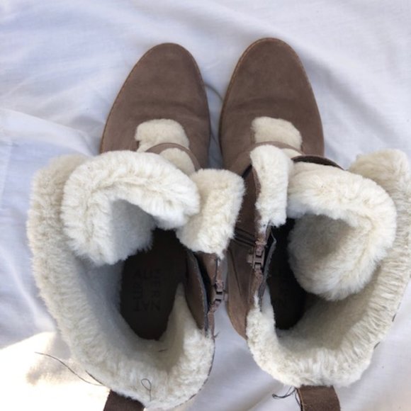 Naturalizer taupe suede and faux fur winter ankle boots - size 9 - Picture 2 of 9